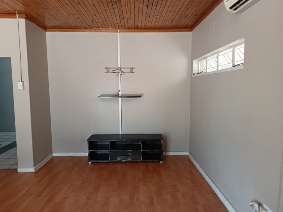 3 Bedroom Property for Sale in Beaconsfield Northern Cape
